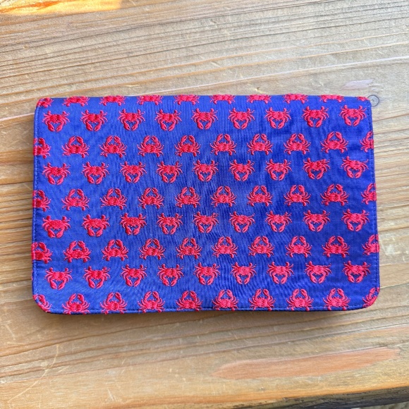 NWT- Shirleah Embroidered Crab Navy and Red Clutch - Picture 1 of 5